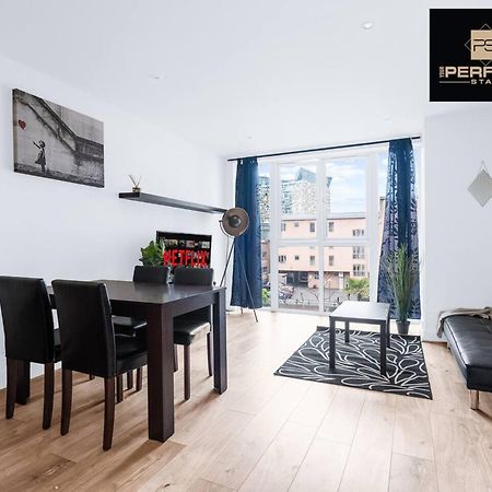 Mercury Suite City Centre Netflix Dedicated Workspace By Your Perfect Stay Short Lets Birmingham Bagian luar foto